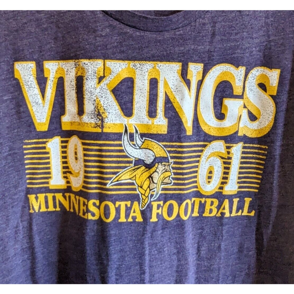 NFL Shirt Womens XL Football Minnesota Viking Short Sleeve Purple TShirt - Picture 4 of 8
